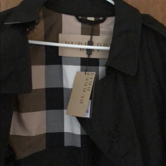 SOLD - New Burberry Brit short trench coat size M - Picture 7 of 8